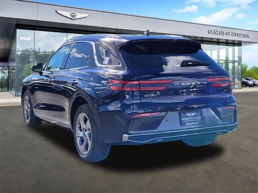 2026 Genesis GV70 2.5T Select