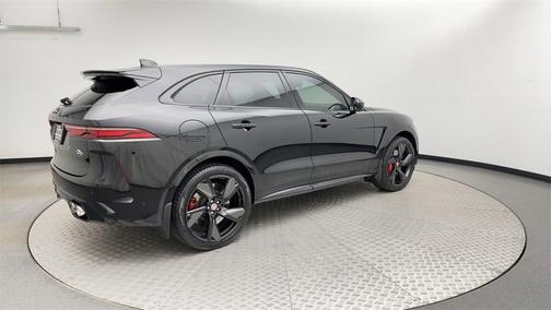2023 Jaguar F-PACE SVR