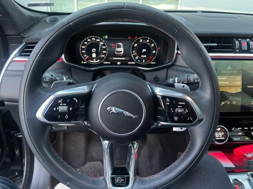 2023 Jaguar F-PACE SVR