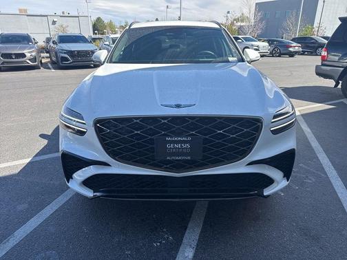 Uyuni White 2026 Genesis GV70 3.5T Sport Prestige