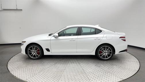 2025 Genesis G70 2.5T