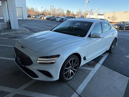 2025 Genesis G70 2.5T