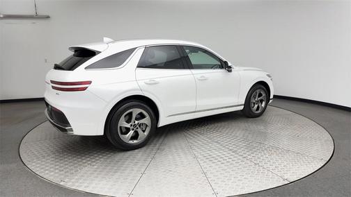 2026 Genesis GV70 2.5T