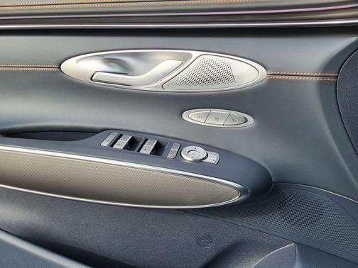 2026 Genesis GV70 3.5T Sport Advanced