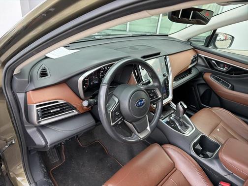 2021 Subaru Outback Touring XT