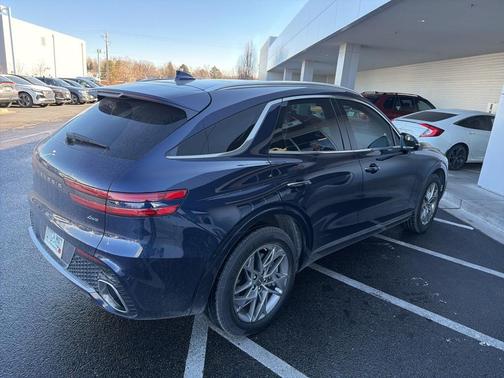 2024 Genesis GV70 2.5T