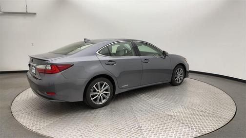 2017 Lexus ES 300h Base