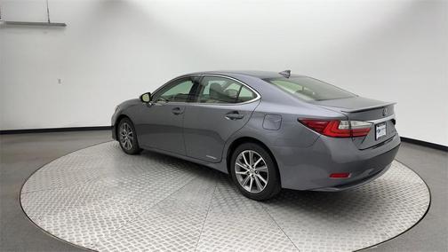 2017 Lexus ES 300h Base
