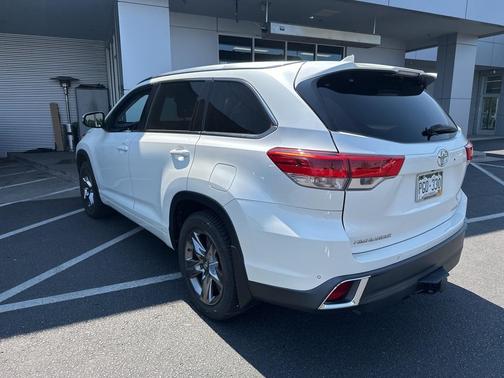 2018 Toyota Highlander Limited Platinum