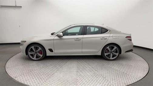 2025 Genesis G70 2.5T