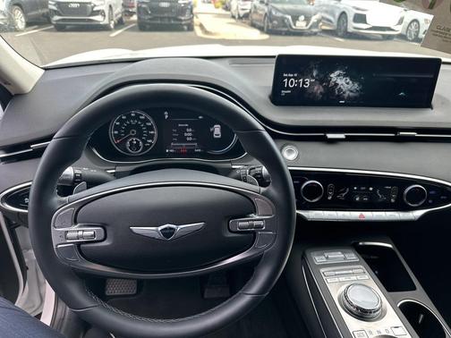 2025 Genesis GV70 2.5T