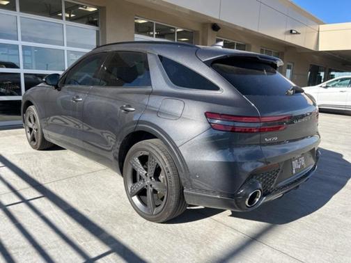 2023 Genesis GV70 2.5T