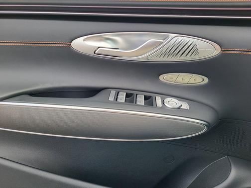 2026 Genesis GV70 3.5T Sport Advanced