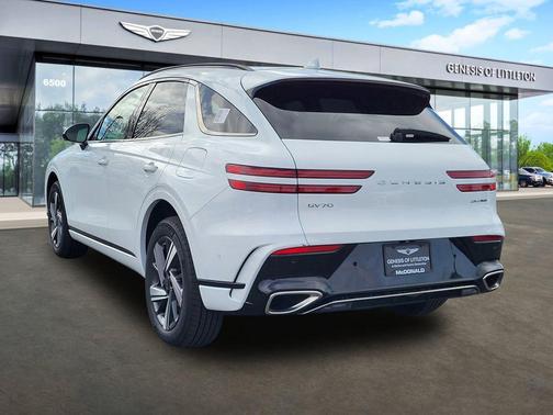 2026 Genesis GV70 3.5T Sport Advanced