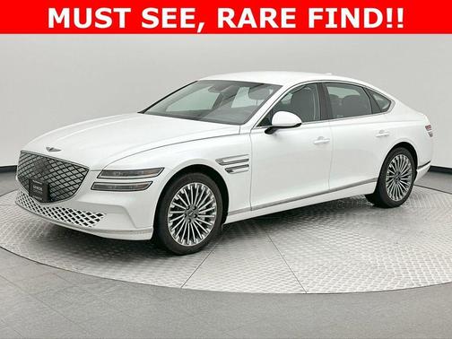 Uyuni White 2024 Genesis Electrified G80 Advanced