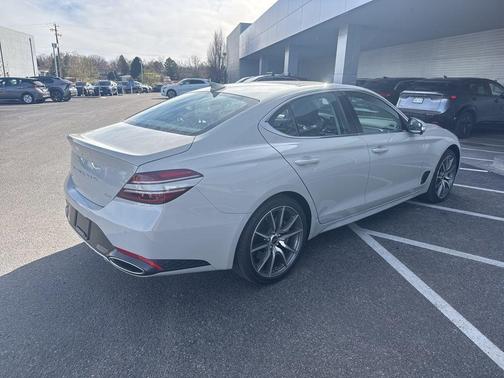 2026 Genesis G70 2.5T Prestige
