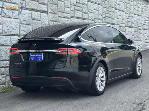 2017 Tesla Model X 75D