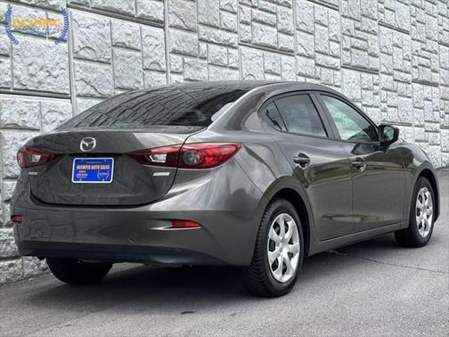 2016 Mazda Mazda3 i Sport