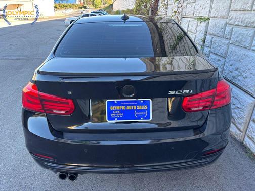 2016 BMW 328 328i Sedan 4D