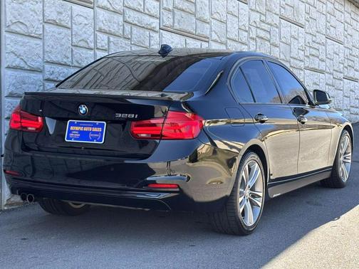 2016 BMW 328 328i Sedan 4D