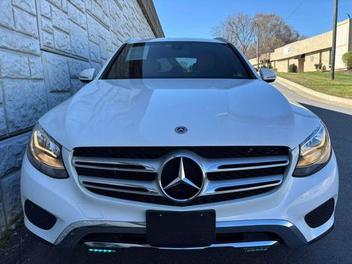 2018 Mercedes-Benz GLC 300 Base