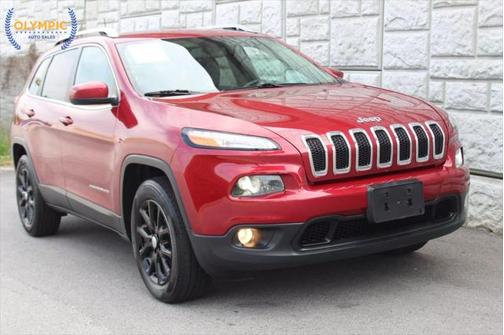 2017 Jeep Cherokee Sport