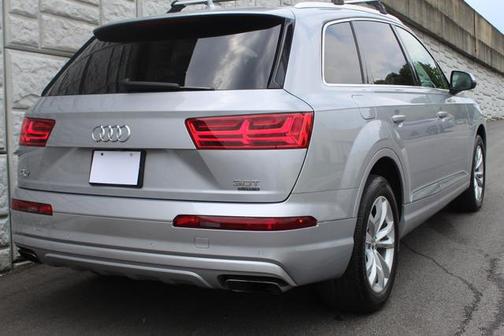 2017 Audi Q7 3.0T Premium