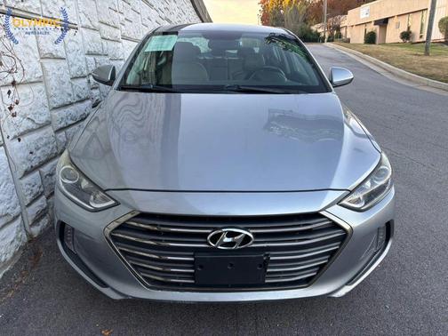 2017 Hyundai ELANTRA Limited
