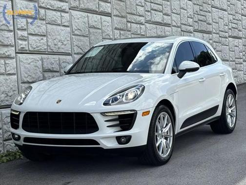 2015 Porsche Macan S