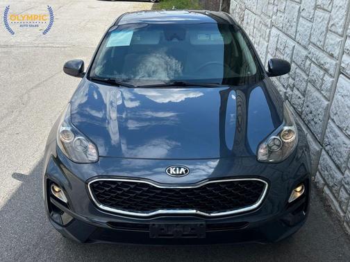 Pacific Blue 2022 Kia Sportage LX