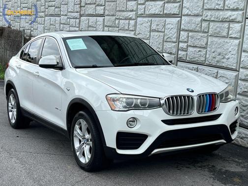White 2016 BMW X4 xDrive28i
