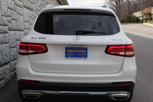 2017 Mercedes-Benz GLC 300 4MATIC