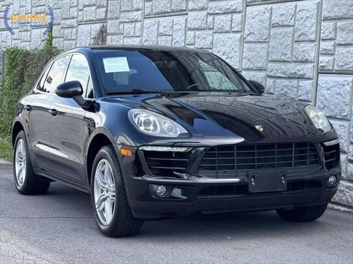 2016 Porsche Macan S