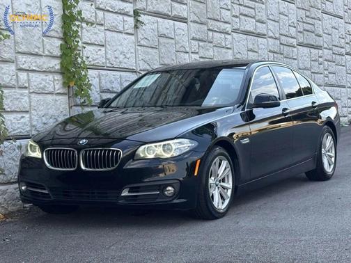 2015 BMW 528 528i Sedan 4D