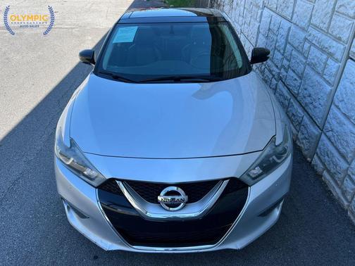 Brilliant Silver 2016 Nissan Maxima 3.5 SL