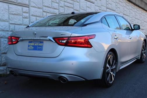Brilliant Silver 2016 Nissan Maxima 3.5 SL