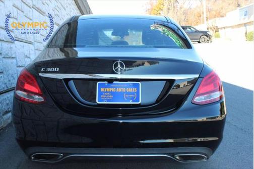 2016 Mercedes-Benz C-Class C 300 Sedan 4D