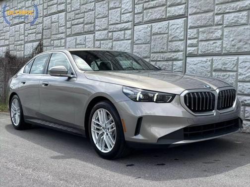 2024 BMW 530 i