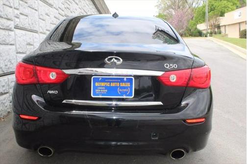 2015 INFINITI Q50 Premium