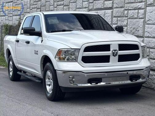 2016 RAM 1500 SLT