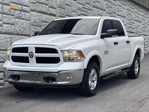 2016 RAM 1500 SLT