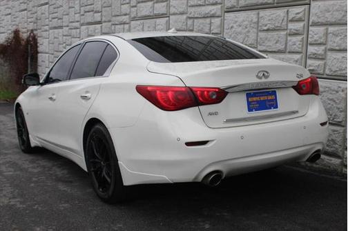 2015 INFINITI Q50 Premium