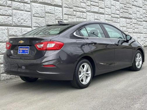 2016 Chevrolet Cruze LT Auto