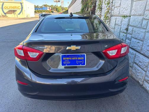 2016 Chevrolet Cruze LT Auto