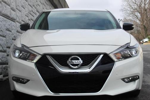Pearl White 2016 Nissan Maxima 3.5 SR