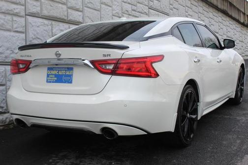 Pearl White 2016 Nissan Maxima 3.5 SR