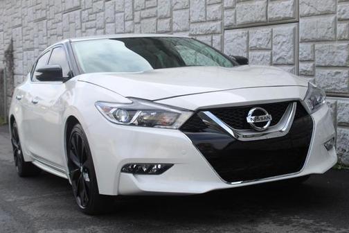 Pearl White 2016 Nissan Maxima 3.5 SR