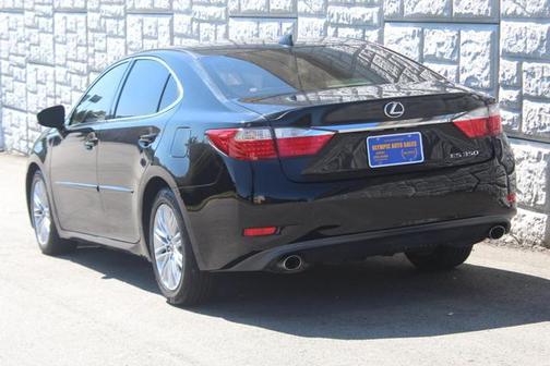 2015 Lexus ES 350 Crafted Line