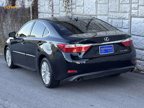 2015 Lexus ES 350 Crafted Line