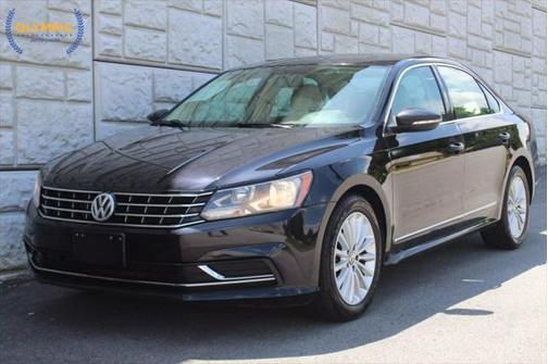 2017 Volkswagen Passat 1.8T SE